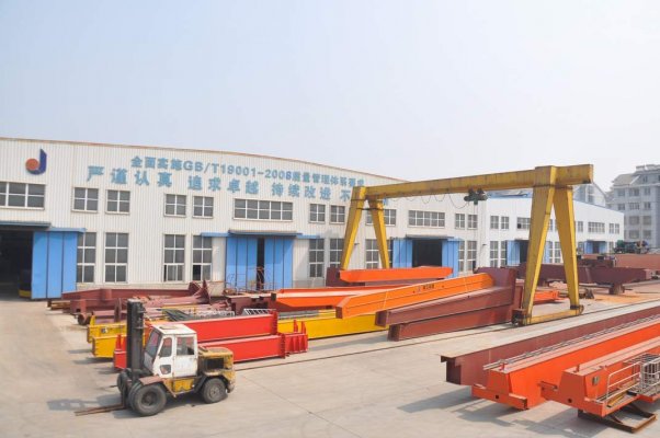 “科技創(chuàng)新，服務為上”是起重設備市場的生存法