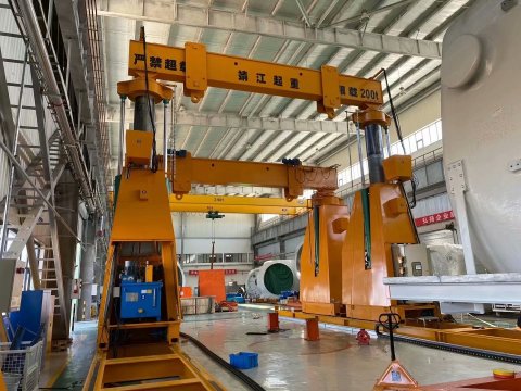 液壓龍門(mén)起重機(jī)【靖江起重】