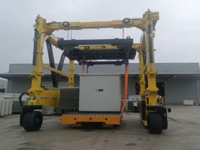 集裝箱跨運車是否支持與AGV系統(tǒng)協(xié)同作業(yè)？